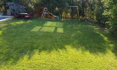 Casa en alquiler anual 6 amb. amoblado barrio Los Lagos Nordelta Tigre