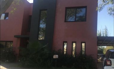 Venta Casa 6 amb. barrio Los Lagos Nordelta Tigre