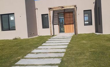 Venta Casa 4 amb. 600 M2 c/Renta hasta 2026 Barrio Manuel Belgrano Maschwitz Escobar