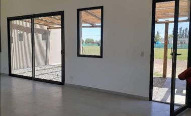 Venta Casa 4 amb. 600 M2 c/Renta hasta 2026 Barrio Manuel Belgrano Maschwitz Escobar