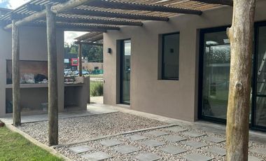 Venta Casa 4 amb. 600 M2 c/Renta hasta 2026 Barrio Manuel Belgrano Maschwitz Escobar