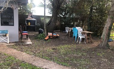 Venta Casa 6 amb. 1.500 M2 c/ escritura en Los Plátanos Berazategui