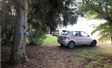 Venta Casa 6 amb. 1.500 M2 c/ escritura en Los Plátanos Berazategui