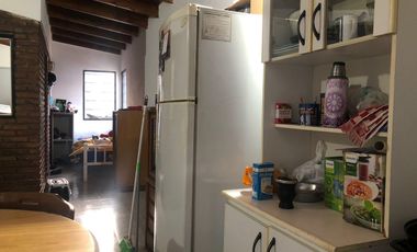 Venta Casa 6 amb. 1.500 M2 c/ escritura en Los Plátanos Berazategui