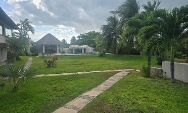 Villa Amueblada en Zona Hotelera