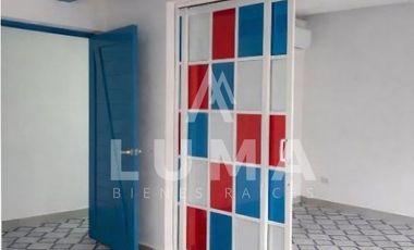 Renta de Local en Plaza Carmelita