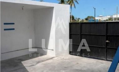 Renta de Local en Plaza Carmelita