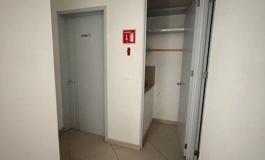 RENTA DE LOCAL 65M2 / o 138M2 EN SATELITE