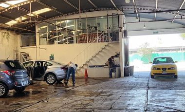 RENTA DE BODEGA COMERCIAL A UN COSTADO DE LA GERBER