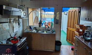 Casa Remodelada en venta c/ estacionamiento Florida, Talca