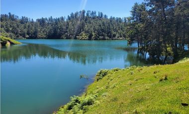 VENTA DE LOTE EN EL PEÑOL CON ACCESO A LA REPRESA