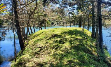 VENTA DE LOTE EN EL PEÑOL CON ACCESO A LA REPRESA