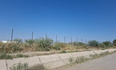 Terreno uso AgroIndustrial a 500 mts La Partida