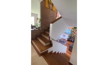 VENTA CASA CON LINDO JARDIN - EL POBLADO