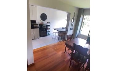 VENTA CASA CON LINDO JARDIN - EL POBLADO