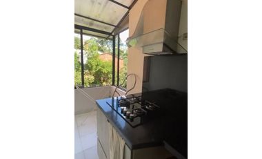 VENTA CASA CON LINDO JARDIN - EL POBLADO