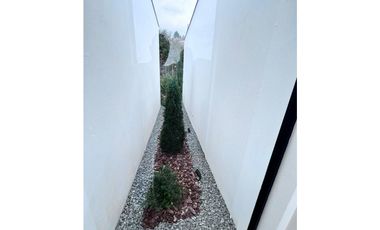 VENTA DE HERMOSA CASA EN MARJULIA EL RETIRO ANTIOQUIA