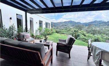 VENTA DE HERMOSA CASA EN MARJULIA EL RETIRO ANTIOQUIA