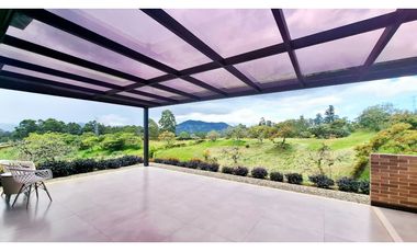 VENTA CASA CAMPESTRE EN EL YARUMO - LA CEJA