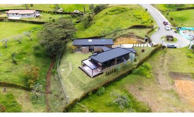 VENTA CASA CAMPESTRE EN EL YARUMO - LA CEJA