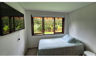 VENTA DE FINCA CAMPESTRE EN EL RETIRO- VEREDA PANTANILLO CON COLEGA