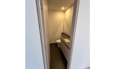 VENTA APARTAMENTO EN ALTOS DEL POBLADO CON COLEGA