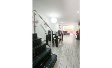 VENTA CASA EN LA MOTA