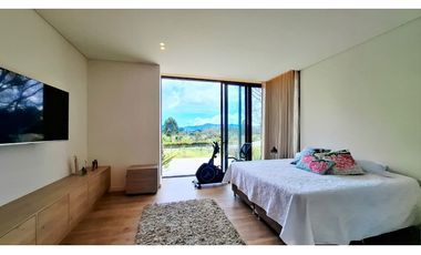 VENTA DE CASA CAMPESTRE EN EL SECTOR EL YARUMO- LA CEJA