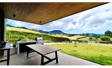 VENTA DE CASA CAMPESTRE EN EL SECTOR EL YARUMO- LA CEJA