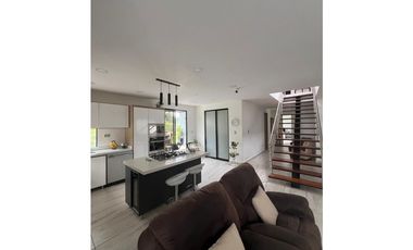 VENTA DE CASA CAMPESTRE EN GUARNE ANTIOQUIA