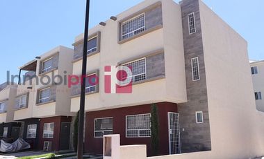 CASA EN VENTA EN HERMOSO FRACCIONAMIENTO EN CUAUTITLÁN