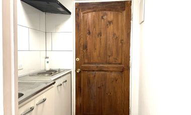 Oficina de 16 m2, 1 privado 1 baño, excelente ubicación