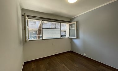 Oficina de 16 m2, 1 privado 1 baño, excelente ubicación