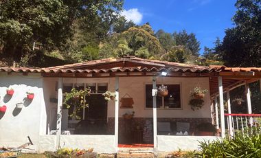 Casa campestre con vivienda adicional