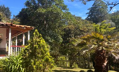 Casa campestre con vivienda adicional
