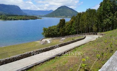 Sitio con increíble vista a la bahía de Futrono