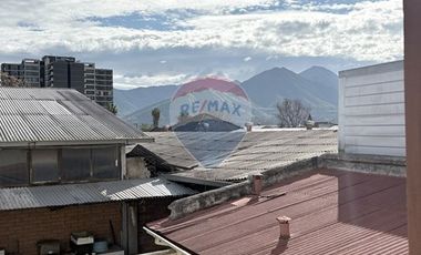 LUMINOSA CASA REMODELADA  USO COMERCIAL - RECOLETA