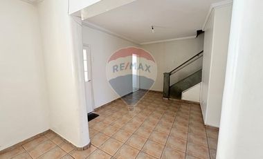 LUMINOSA CASA REMODELADA  USO COMERCIAL - RECOLETA