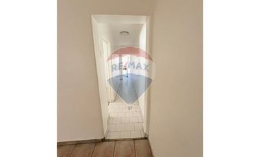 LUMINOSA CASA REMODELADA  USO COMERCIAL - RECOLETA