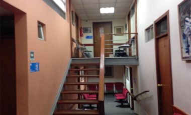 SE VENDE CENTRO MEDICO EN LINARES.