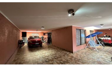 EN VENTA AMPLIA CASA SECTOR NORTE