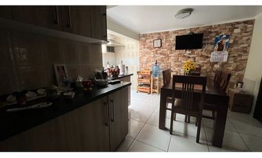 EN VENTA AMPLIA CASA SECTOR NORTE