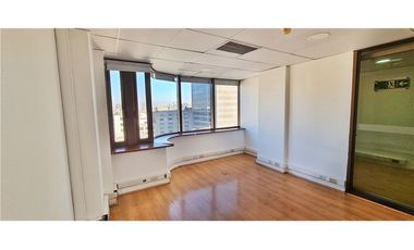 Amplia oficina planta libre, gran ubicación! metro