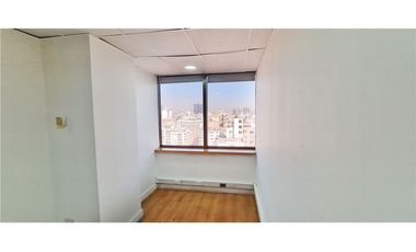 Amplia oficina planta libre, gran ubicación! metro