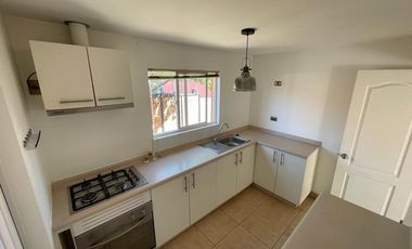 Casa en Machalí: Tranquilidad y Conectividad Total