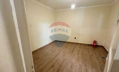 AMPLIA CASA REMODELADA  USO COMERCIAL - RECOLETA