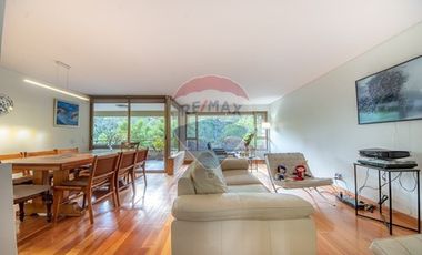 Exclusivo y amplio Dpto. con hermosa vista