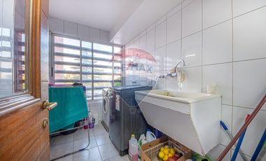 Exclusivo y amplio Dpto. con hermosa vista