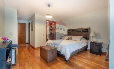 Exclusivo y amplio Dpto. con hermosa vista