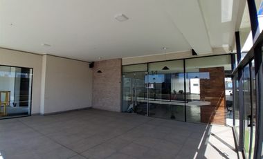 Local Comercial en Arriendo en Los mirlos 181 esquina Av. Eluchans